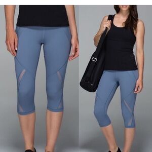 Lululemon Athletics Cool To Street Crop Blue Denim Size 8‎